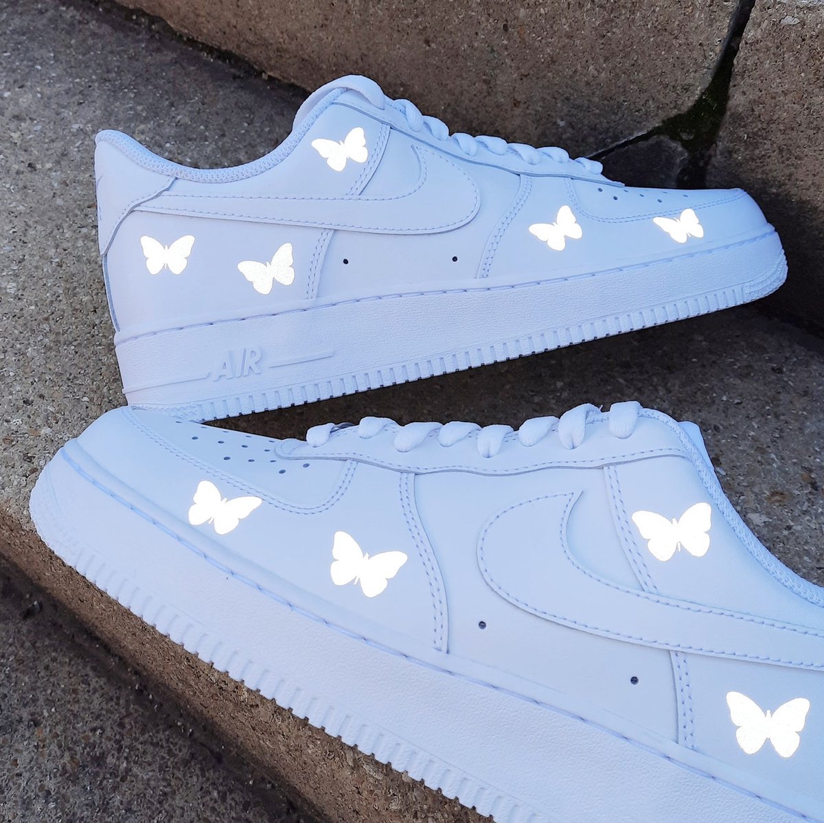 Heat transfer vlinders voor Custom Air Force 1 sneakers | butterfly | Nike vlinders | reflecterend | reflective met strijkijzer aanbrengen | 12 stuks strijkapplicatie | DIY customize voor kleding en schoenen